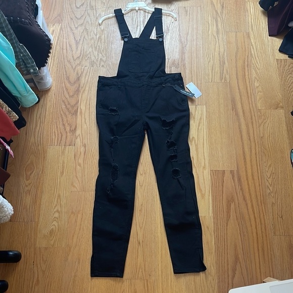 🆕 DOLLHOUSE Distressed Black Overall Pants SIZE 13 - Picture 2 of 8